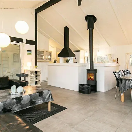 Four-bedroom In Hjorring 8 Holiday home