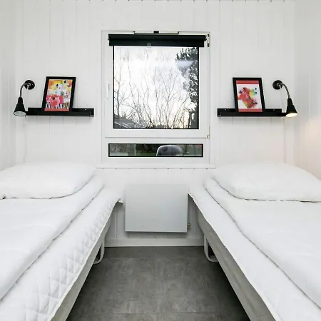 Holiday home Four-bedroom In Hjorring 8 Lonstrup