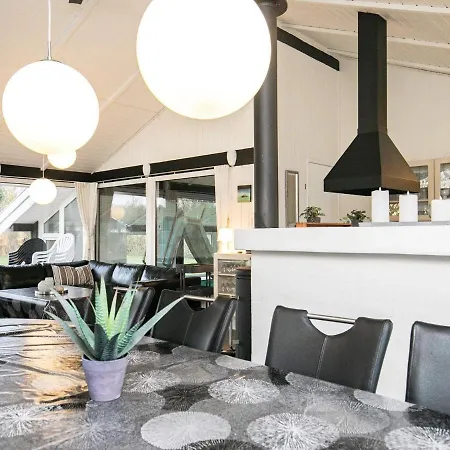 Four-bedroom In Hjorring 8 Casa de Férias